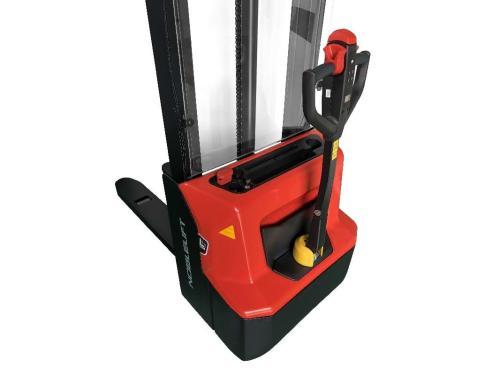 Штабелер самоходный NOBLELIFT PSE12B с свинцово-кислотной АКБ 1.2т