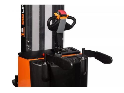 Штабелер самоходный электрический SIBLINE CL 1545W с платформой оператора 1.5т 4.5м