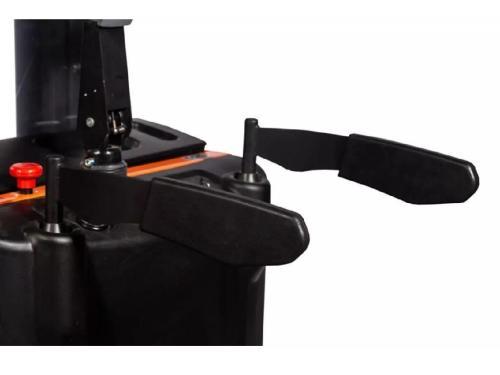 Штабелер самоходный электрический SIBLINE CL 1545W с платформой оператора 1.5т 4.5м