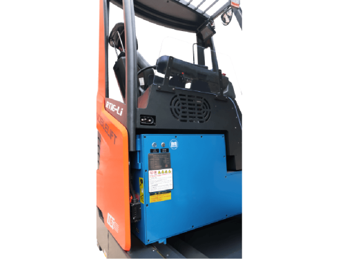 Ричтрак электрический NOBLELIFT RT16Li с кабиной и литий-ионным АКБ 1.6т