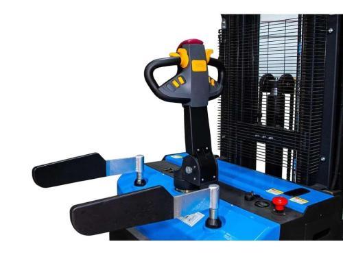 Штабелер самоходный TOR ES20T4 с платформой оператора и свинцово-кислотной АКБ 2т 6.2м