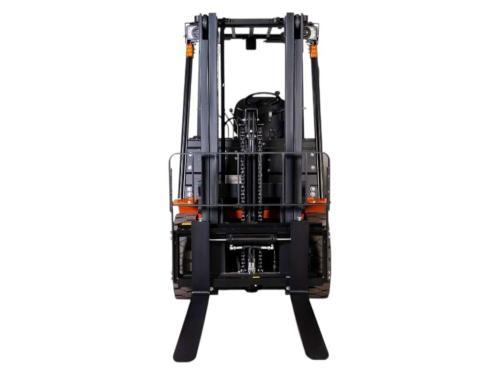 Погрузчик электрический четырехопорный NOBLELIFT FE4P28Q с литий-ионной АКБ 2.8т