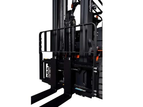 Погрузчик электрический четырехопорный NOBLELIFT FE4P30Q с литий-ионной АКБ 3т