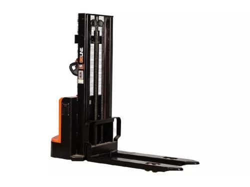 Штабелер самоходный электрический SIBLINE CL 1530JB с литий-ионной АКБ 1.5т 3м