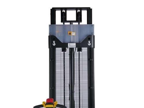 Штабелер самоходный электрический TOR WS15H-3300SC PRO с контролем скорости подъёма 1.5т 3.3м