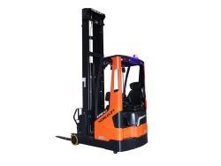 Ричтрак электрический NOBLELIFT RT16Li с кабиной и литий-ионным АКБ 1.6т