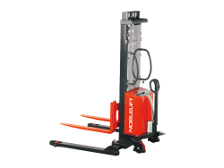 Штабелер с электроподъёмом NOBLELIFT SPM 1030W с раздвижными опорными вилами 1т 3м