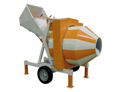 Бетоносмеситель TOR СБР-800 380B 800 л с чугунным венцом и скипом