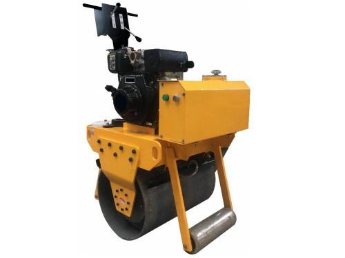 Виброкаток бензиновый одновальцовый TOR R300A